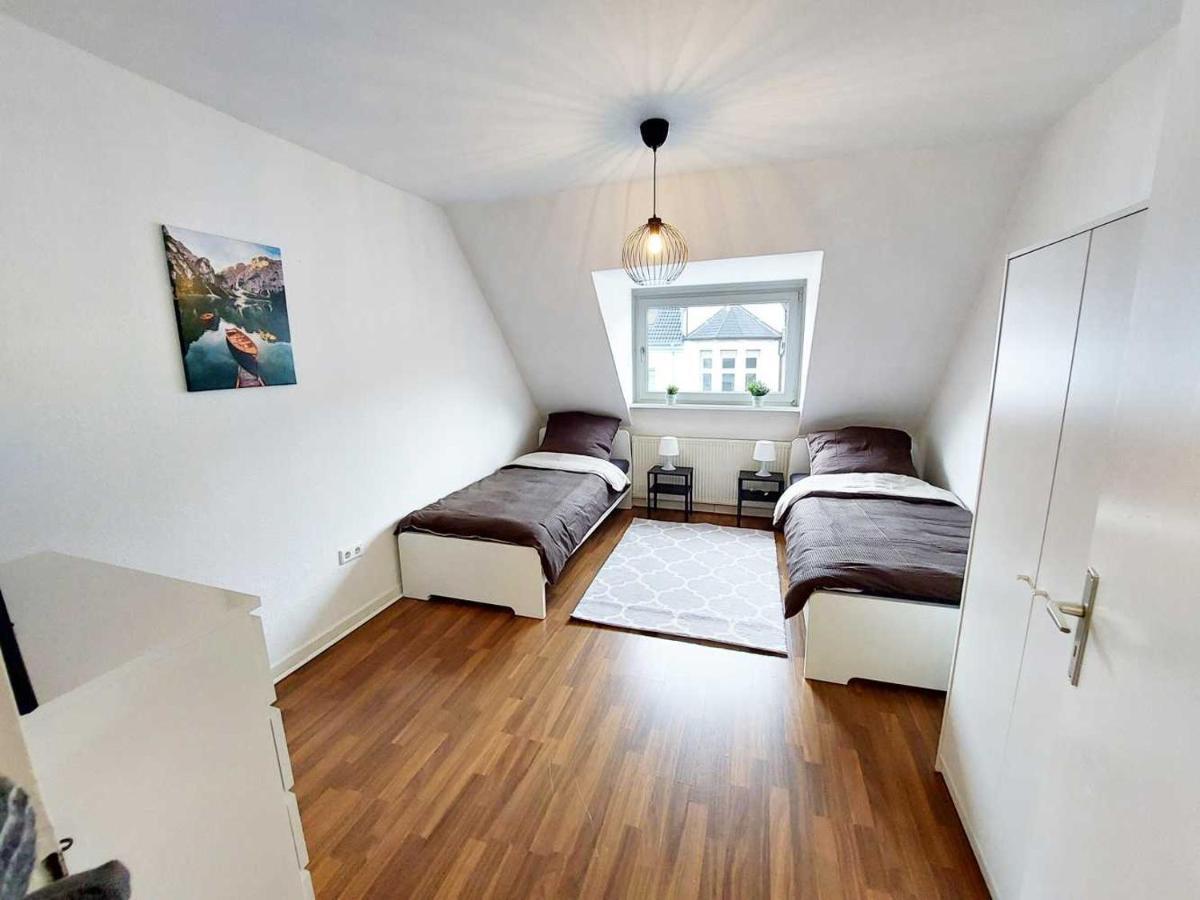 Cozy Apartment With Garden In 盖尔森基兴 外观 照片