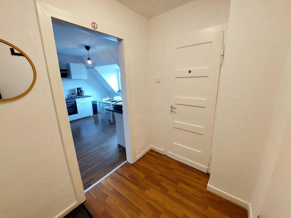 Cozy Apartment With Garden In 盖尔森基兴 外观 照片