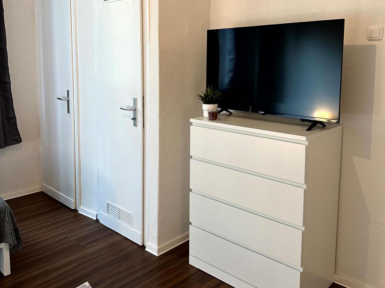 Cozy Apartment With Garden In 盖尔森基兴 外观 照片